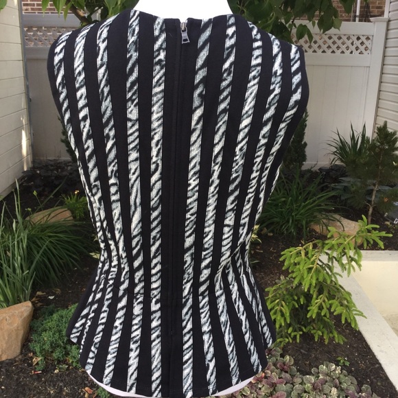 BCBG MAXAZRIA Blue/Black Cheetah Top EUC - Picture 7 of 9